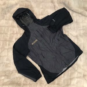 Columbia Goretex Raincoat